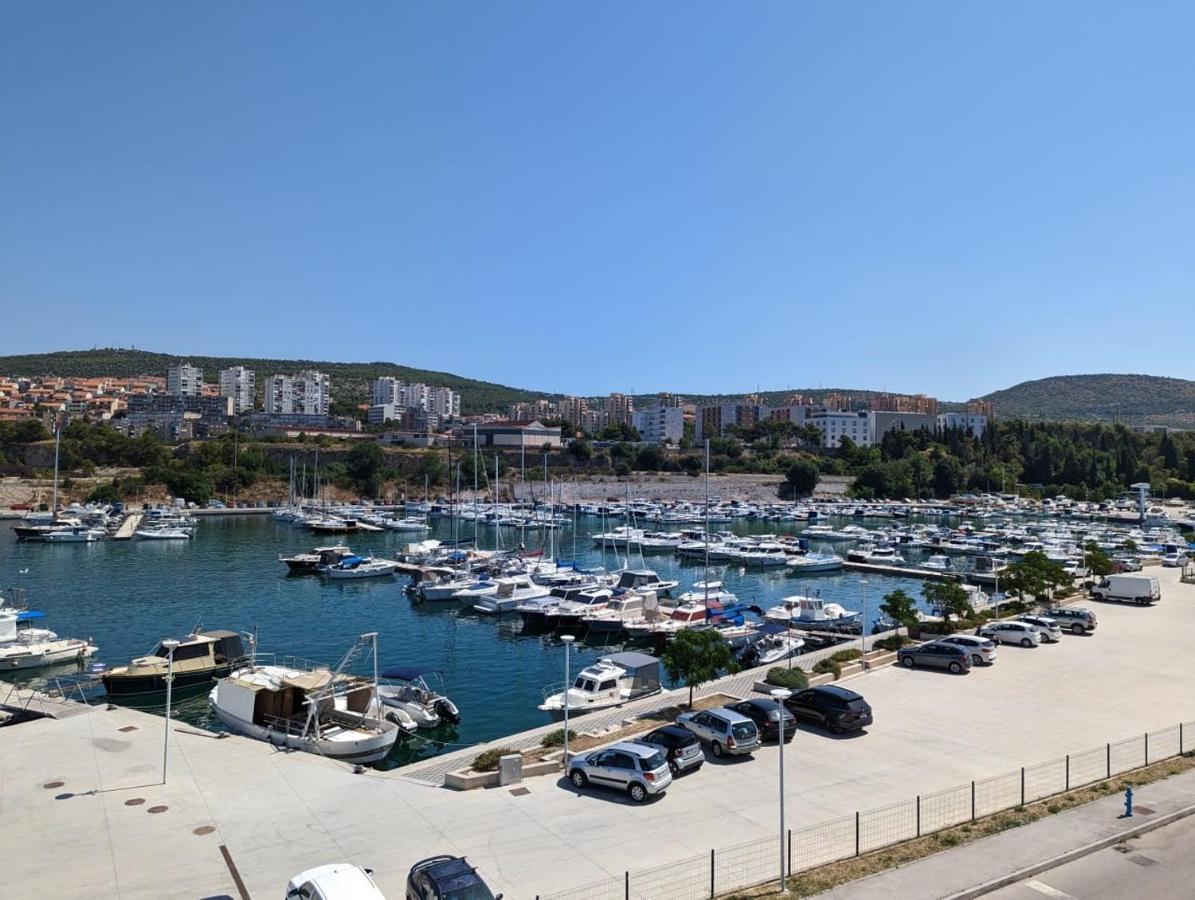 Apartman Bonaca Apartamento Šibenik Exterior foto